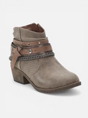 Kohl’s Redbud Strappy Ankle Boots In Stone